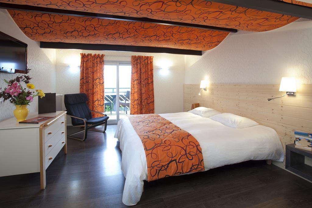 Logis Hotel Clair Matin Le Chambon-sur-Lignon Exteriér fotografie